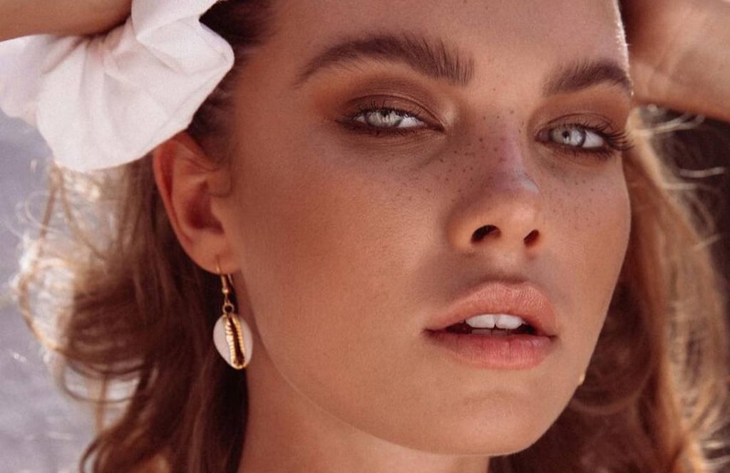 “Latte girl” make-up by Tanielle Jai. Photo: @taniellejaimua/Instagram