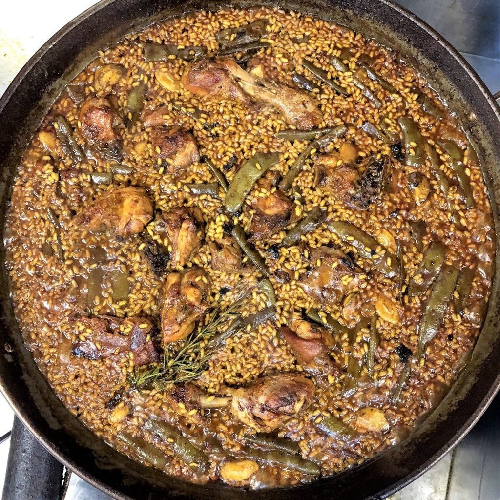 An authentic Valencian paella, with butter beans, ferradura beans, chicken and rabbit, at well-known Valencia paella restaurant Palace Fesol. Photo: Instagram/@palacefesolrestaurante An authentic Valencian paella, with butter beans, ferradura beans, chicken and rabbit, at well-known Valencia paella restaurant Palace Fesol. Photo: Instagram/@palacefesolrestaurante