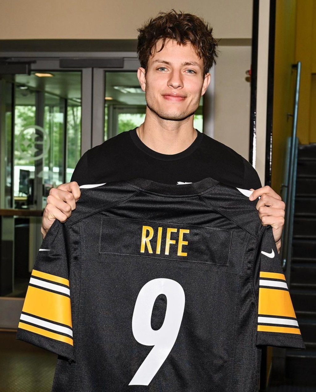 Matt Rife hails from Ohio but lives in Los Angeles now. Photo: @mattrife/Instagram