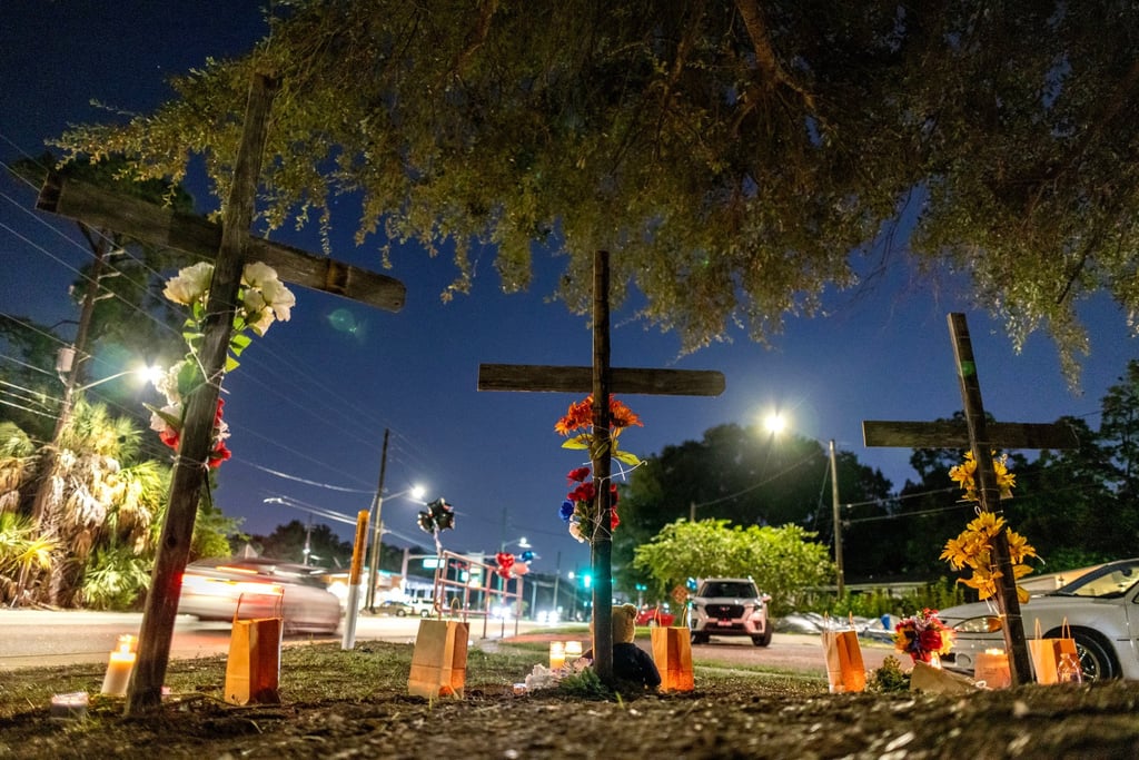 A makeshift memorial near the scene of the shooting. Photo: EPA-EFE A makeshift memorial near the scene of the shooting. Photo: EPA-EFE