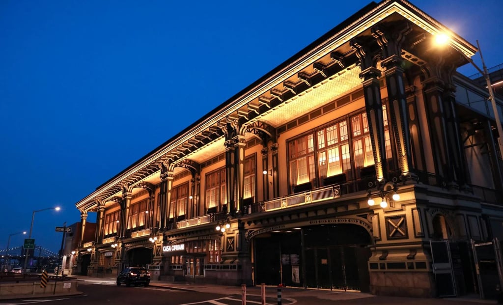 Casa Cipriani in New York. is located in Lower Manhattan with views of the Brooklyn Bridge. Photo: Casa Cipriani