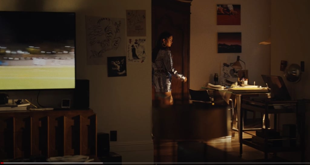 Selena Gomez’s TikTok video posted in June is playing on the TV in the music video for “Single Soon”. Photo: @selenagomez/YouTube