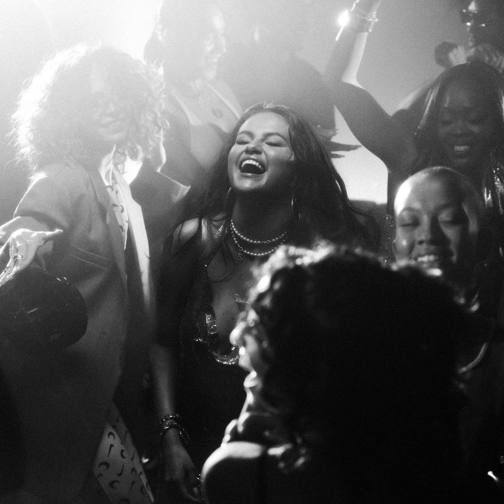 Selena Gomez newly released track “Single Soon” is the perfect end of summer tune. Photo: @selenagomez/Instagram