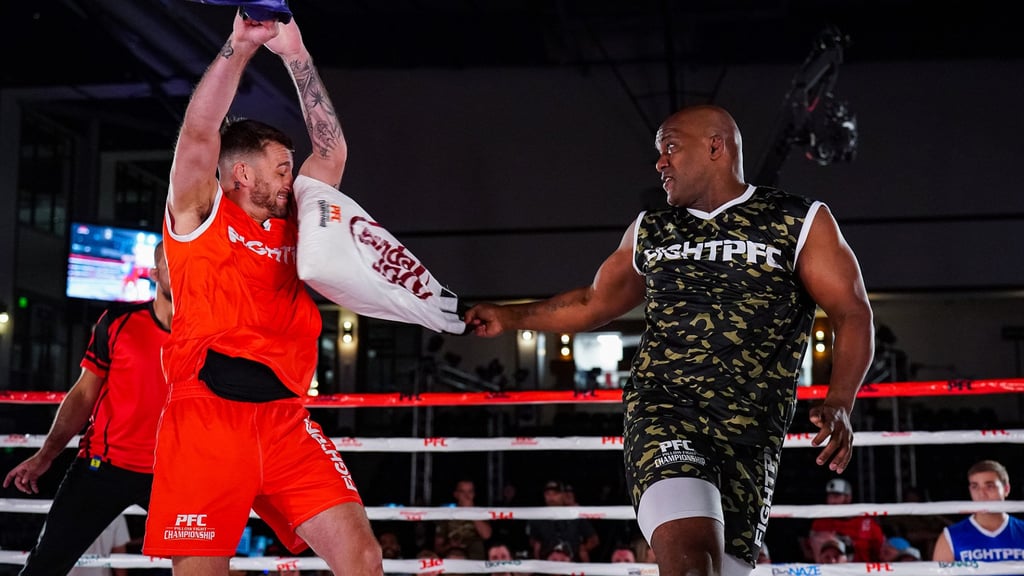 A pillow fight is three, 90-second rounds because fighters ‘cannot handle anything longer’. Photo: PFC A pillow fight is three, 90-second rounds because fighters ‘cannot handle anything longer’. Photo: PFC