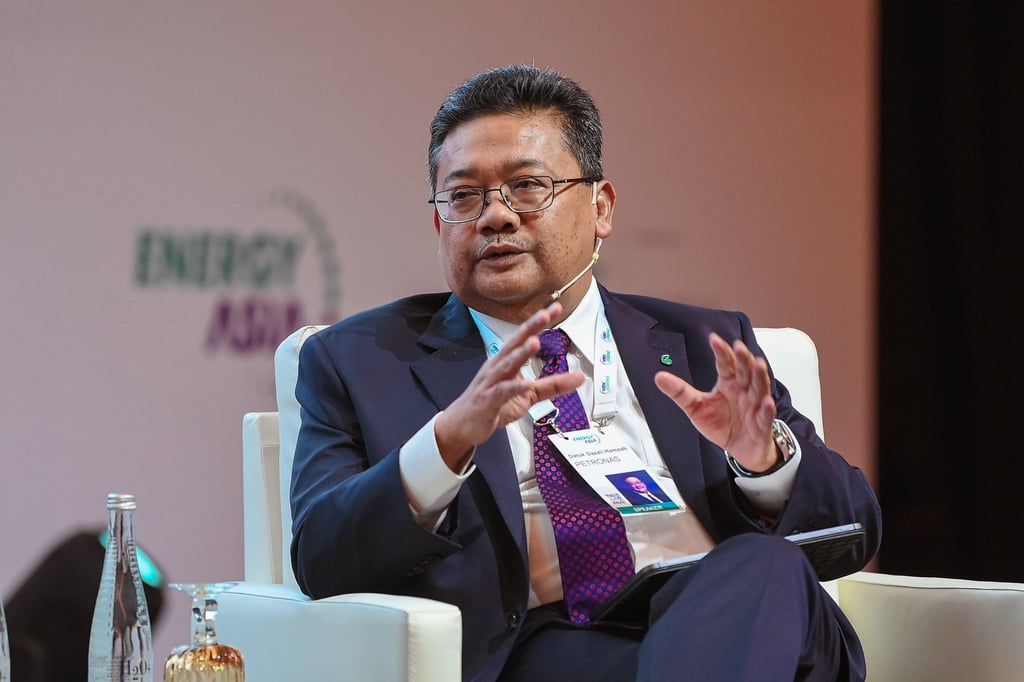 Datuk Sazali Hamzah, executive vice-president and CEO of the downstream business for the Malaysian energy group Petronas, encourages Asian companies to combine their knowledge, resources and expertise to develop low-carbon energy solutions.