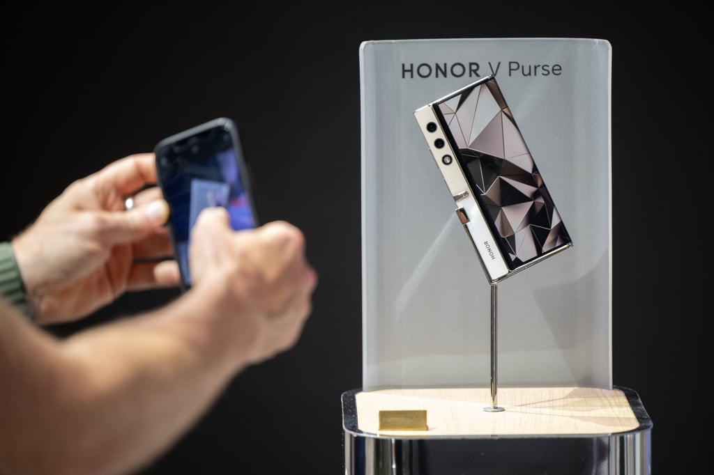 Phone or bag? Honor V Purse folding smartphone is both. It may be