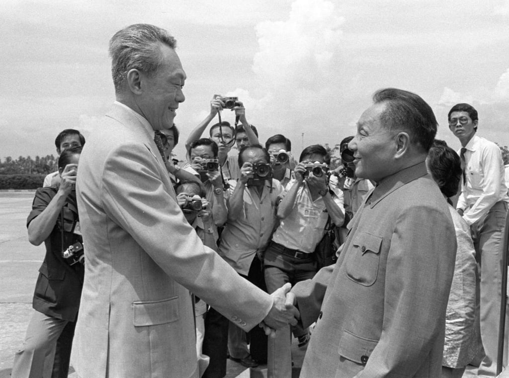 Lee Kuan Yew (front, left) welcoming then Chinese Vice-Premier Deng Xiaoping in Singapore in November 1978. Photo: Xinhua Lee Kuan Yew (front, left) welcoming then Chinese Vice-Premier Deng Xiaoping in Singapore in November 1978. Photo: Xinhua