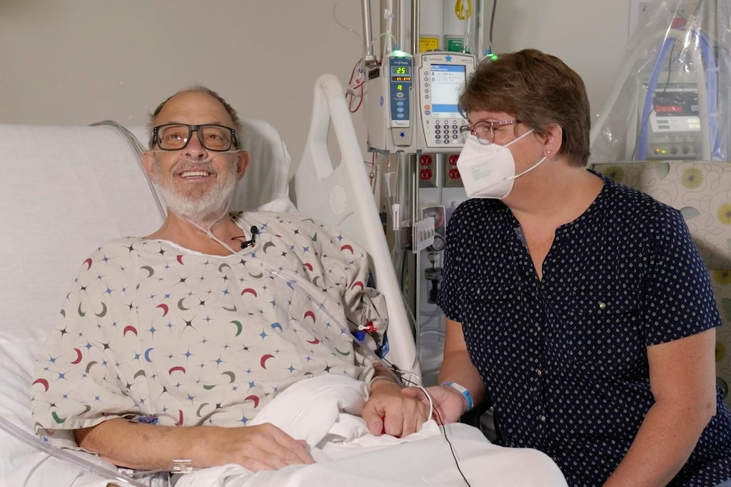 Lawrence Faucette sits with his wife, Ann, in hospital in Baltimore, Maryland, before receiving a pig heart transplant in September. Photo: University of Maryland School of Medicine via AP