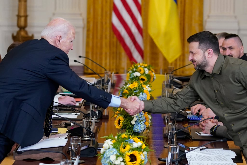 US President Joe Biden shakes hands with Ukrainian President Volodymyr Zelensky in the East Room of the White House on Thursday. Photo: AP