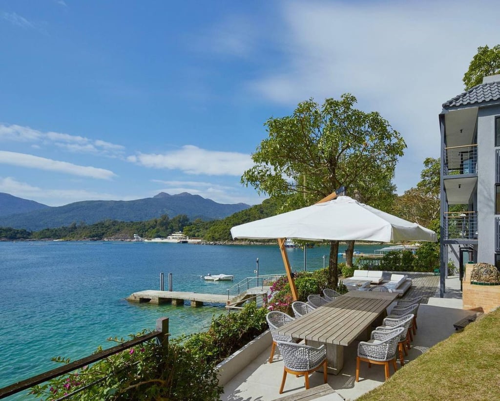 The Secret Cove in Sai Kung has breathtaking lagoon views. The Secret Cove in Sai Kung has breathtaking lagoon views.