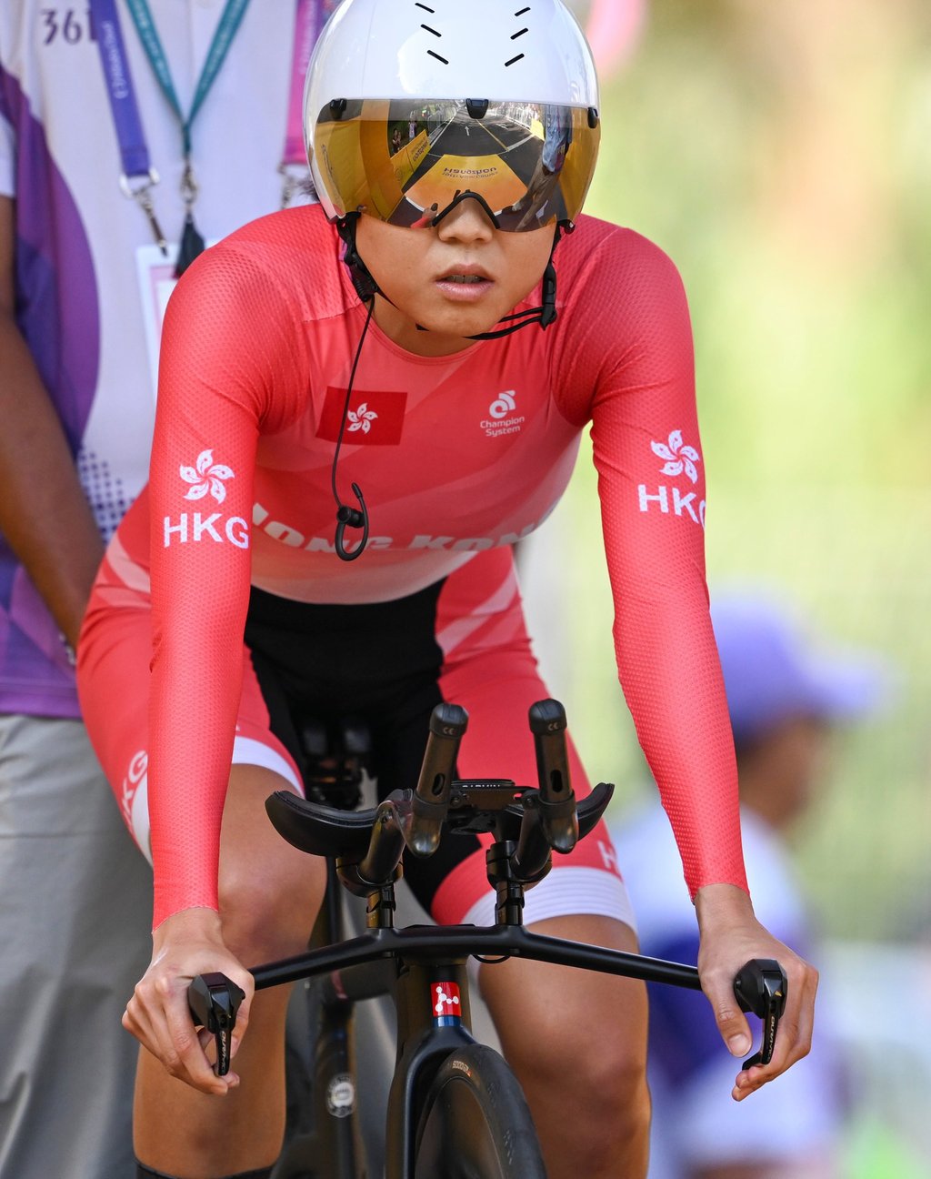 Leung Wing-yee gets ready to begin her time trial at the Asian Games. Photo: Xinhua