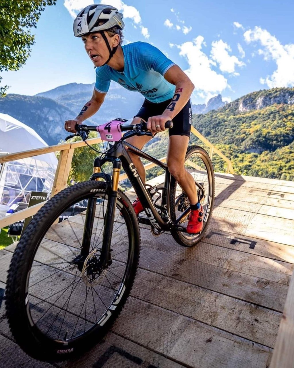 Paterson in training in March 2023 – the same week as the Academy Awards in which her film, “All Quiet on the Western Front”, won four Oscars. Photo: Instagram/@lesleydoestri