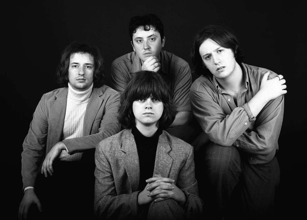 UK indie band Fur met in Brighton UK indie band Fur met in Brighton