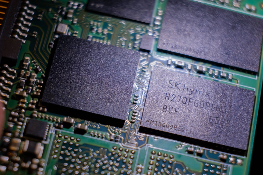 An SK Hynix chip is seen on a printed circuit board. Photo: Shutterstock