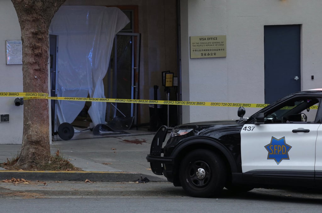 A San Francisco Police vehicle parked near the damaged visa office of the Chinese consulate on Monday. Photo: Reuters A San Francisco Police vehicle parked near the damaged visa office of the Chinese consulate on Monday. Photo: Reuters
