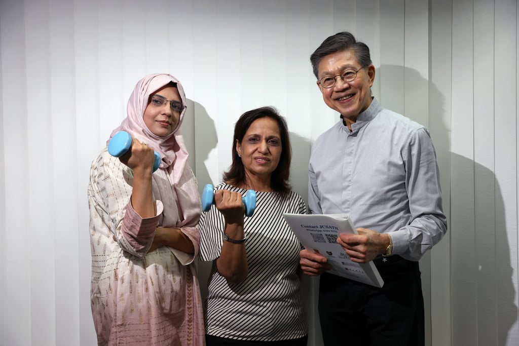(From left) Public health researcher Dr Saba Asim, housewife Sheela Vaswani and Professor Yeoh Eng-kiong. All three have pointed to concerns about obesity among Hong Kong’s South Asian communities. Photo: Yik Yeung-man (From left) Public health researcher Dr Saba Asim, housewife Sheela Vaswani and Professor Yeoh Eng-kiong. All three have pointed to concerns about obesity among Hong Kong’s South Asian communities. Photo: Yik Yeung-man