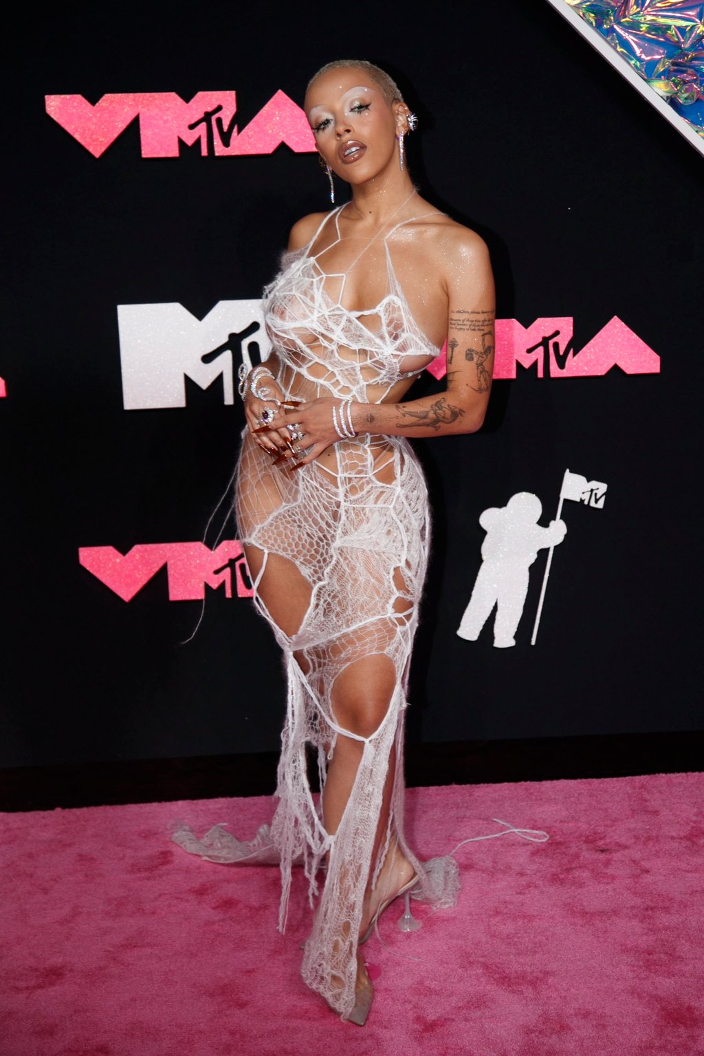 Doja Cat poses on the red carpet at the MTV Video Music Awards in Newark, New Jersey, US, on September 12. Photo: EPA-EFE Doja Cat poses on the red carpet at the MTV Video Music Awards in Newark, New Jersey, US, on September 12. Photo: EPA-EFE