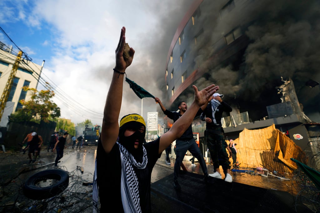 Protesters during a demonstration in solidarity with the Palestinian people in Gaza, near the US embassy in Beirut, Lebanon. Photo: AP