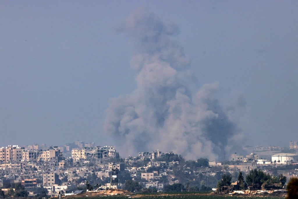 Smoke ascends over the northern Gaza Strip following an Israeli strike on Wednesday. Photo: AFP Smoke ascends over the northern Gaza Strip following an Israeli strike on Wednesday. Photo: AFP
