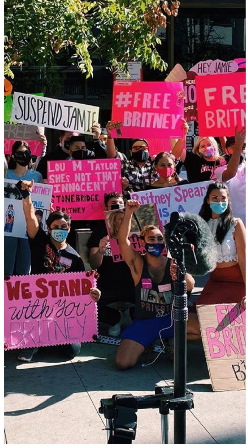 Pop icon Britney Spears was once involved in legal disputes concerning her father James’ conservatorship. Photo: @freebritneyla/Instagram