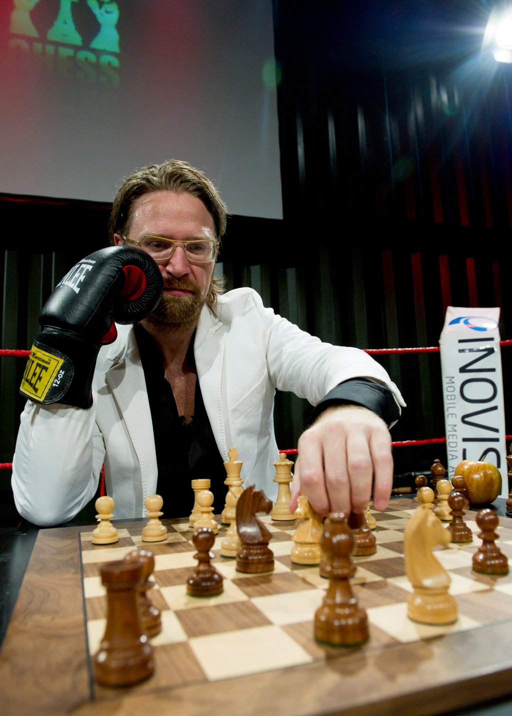 Chess boxing creator Iepe Rubingh plays chess during the 2012 championships in Berlin. Photo: Getty Images Chess boxing creator Iepe Rubingh plays chess during the 2012 championships in Berlin. Photo: Getty Images