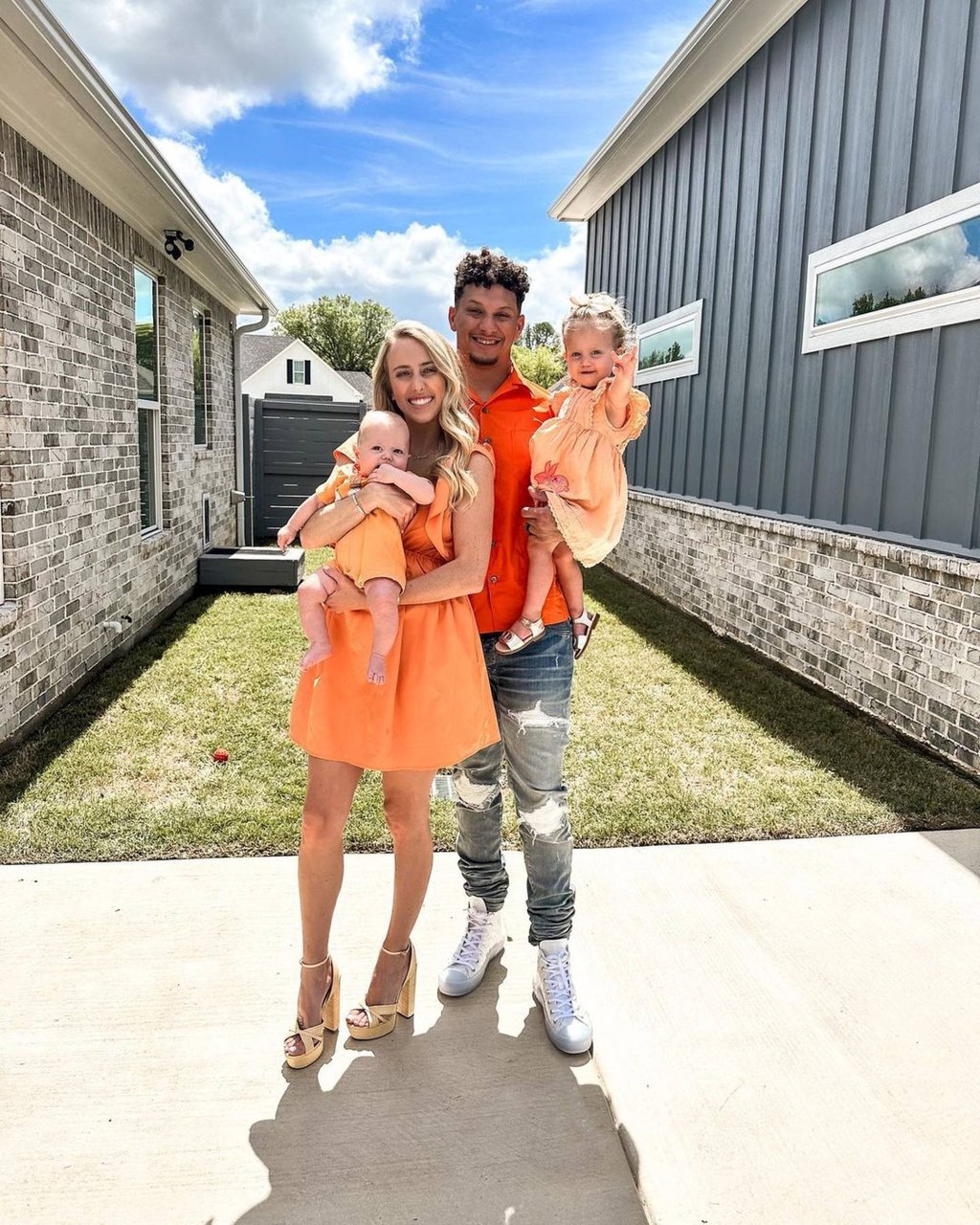 Patrick Mahomes, his wife Brittany and their kids looking adorable in matching orange. Photo: @patrickmahomes/Instagram