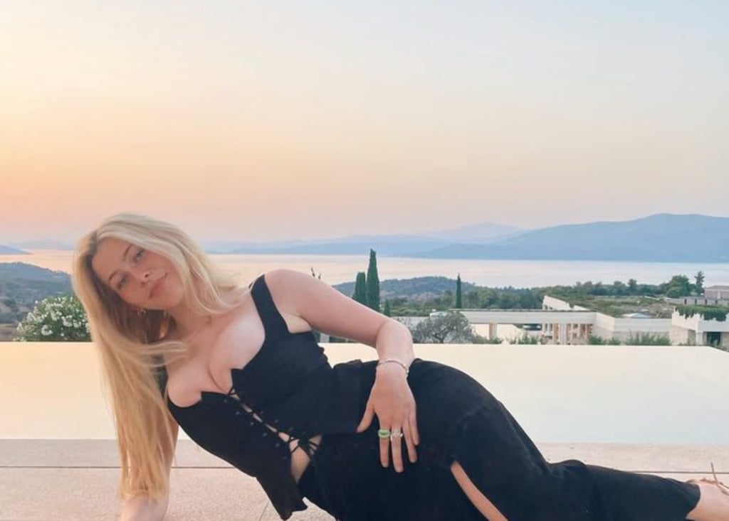 Clementine Vaughn has inherited her mum Claudia Schiffer’s blonde hair and blue eyes. Photo: @clementine_vaughn_/Instagram Clementine Vaughn has inherited her mum Claudia Schiffer’s blonde hair and blue eyes. Photo: @clementine_vaughn_/Instagram