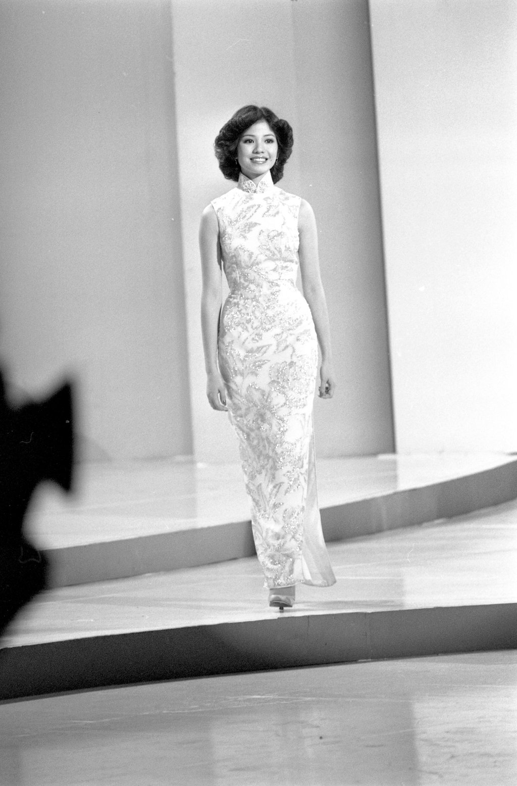 Chung modelling a qipao during the semi-finals of the Miss Hong Kong 1979 beauty pageant. Photo: SCMP Chung modelling a qipao during the semi-finals of the Miss Hong Kong 1979 beauty pageant. Photo: SCMP