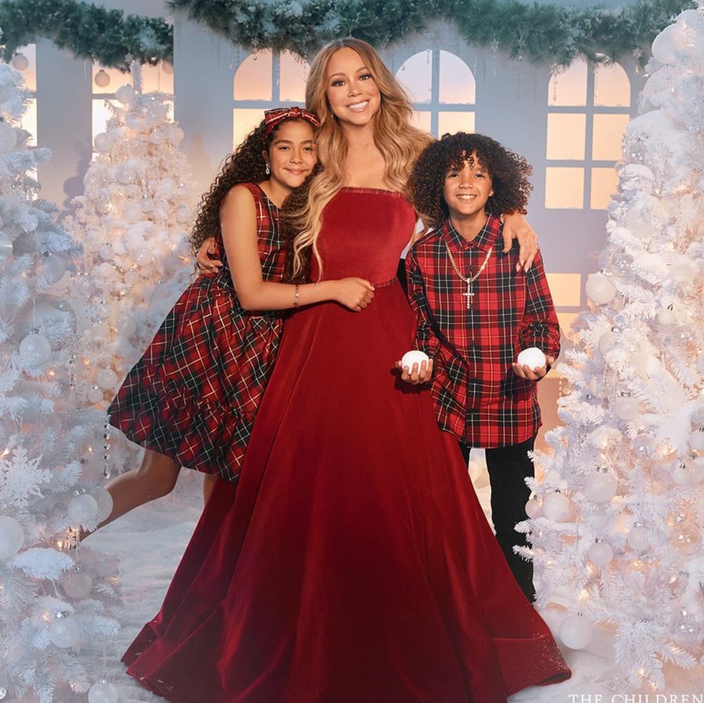 Mariah Carey and Monroe and Moroccan Cannon dress up for Christmas. Photo: @mariahcarey/Instagram Mariah Carey and Monroe and Moroccan Cannon dress up for Christmas. Photo: @mariahcarey/Instagram