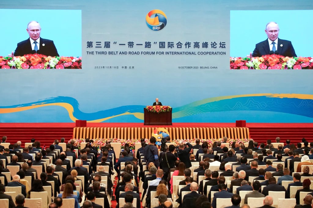 Russian President Vladimir Putin takes centre stage at the summit in October. Photo: dpa