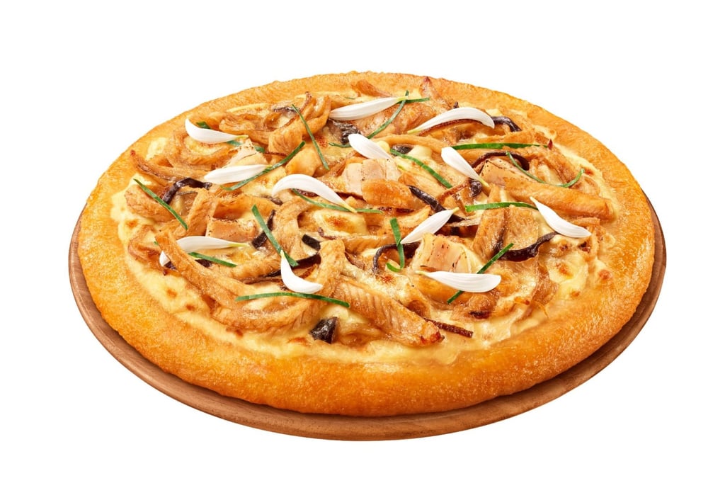 Pizza Hut and Ser Wong Fun’s limited-edition snake soup pizza. Photo: Pizza Hut