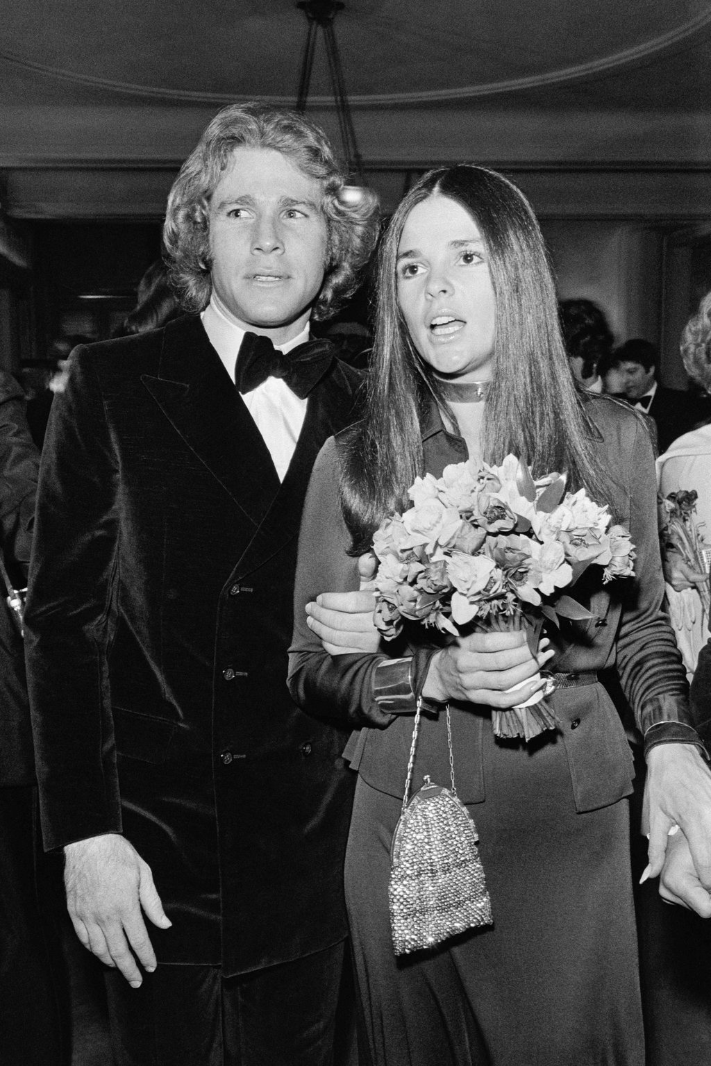 Ryan O’Neal and Ali MacGraw arrive to attend the premiere of Love Story in Paris in 1971. Photo: AFP