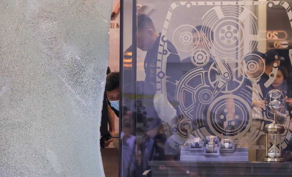 Hong Kong police arrest 3 suspects over HK$39 million luxury watch ...