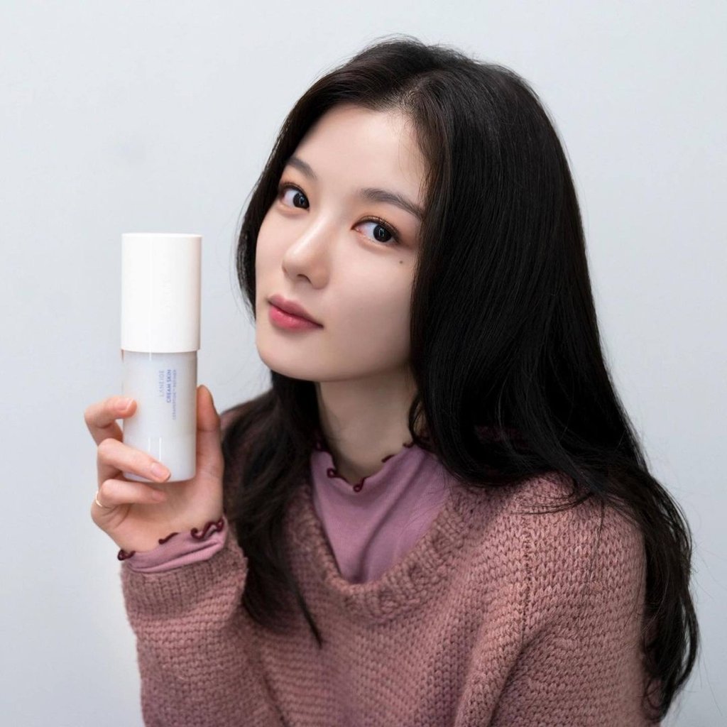 Kim Yoo-jung in an advertisement for Laneige moisturiser