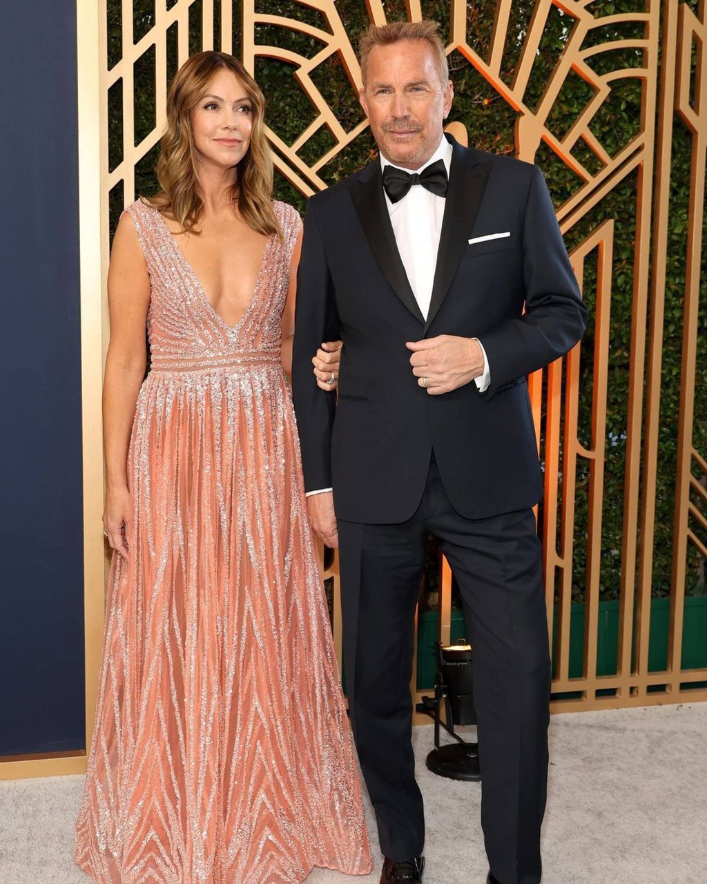 Kevin Costner and Christine Baumgartner, red-carpet ready. Photo: @kevincostnermodernwest/Instagram