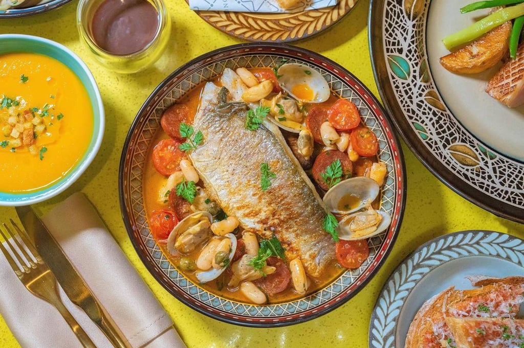 Monmono has different coloured locations in Central and Tsim Sha Tsui. Photo: @monmono.hk/Instagram