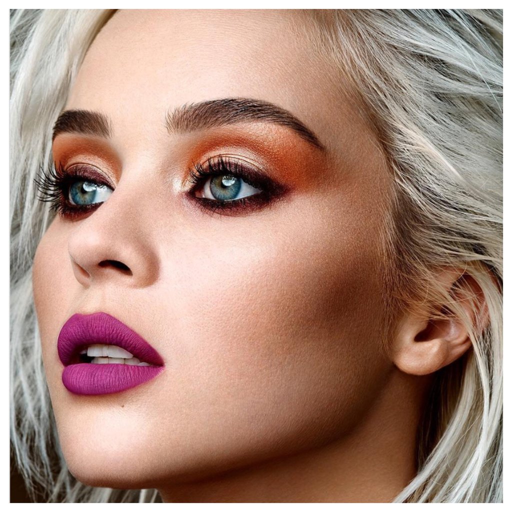 Hung Vanngo loved to sketch and paint model’s faces as a teenager. Photo: @hungvanngo/Instagram Hung Vanngo loved to sketch and paint model’s faces as a teenager. Photo: @hungvanngo/Instagram