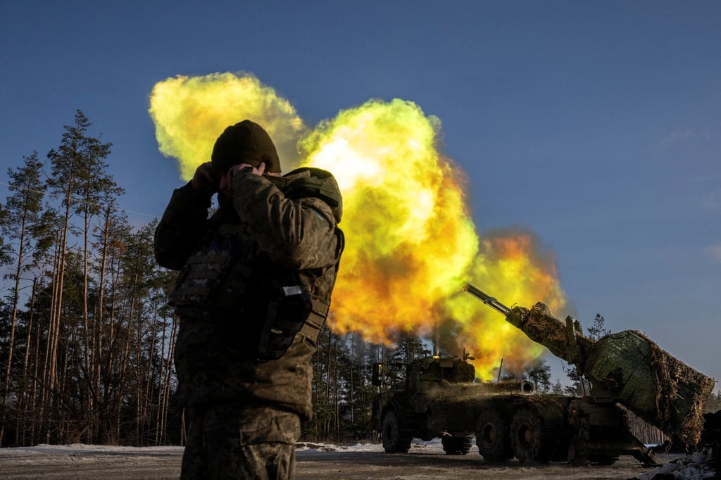 Ukrainian forces fire a Swedish-made Archer self-propelled howitzer at Russian positions. Photo: Reuters Ukrainian forces fire a Swedish-made Archer self-propelled howitzer at Russian positions. Photo: Reuters