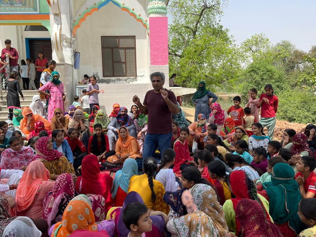 Activist Sunil Jaglan speaking against female foeticide at a meeting with villagers in Kanwari in the Indian state of Haryana. Photo: Sunil Jaglan