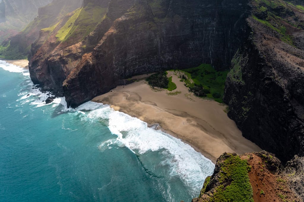 Where better for a “doomsday haven”? The paradise island of Kauai, Hawaii. Photo: Unsplash Where better for a “doomsday haven”? The paradise island of Kauai, Hawaii. Photo: Unsplash