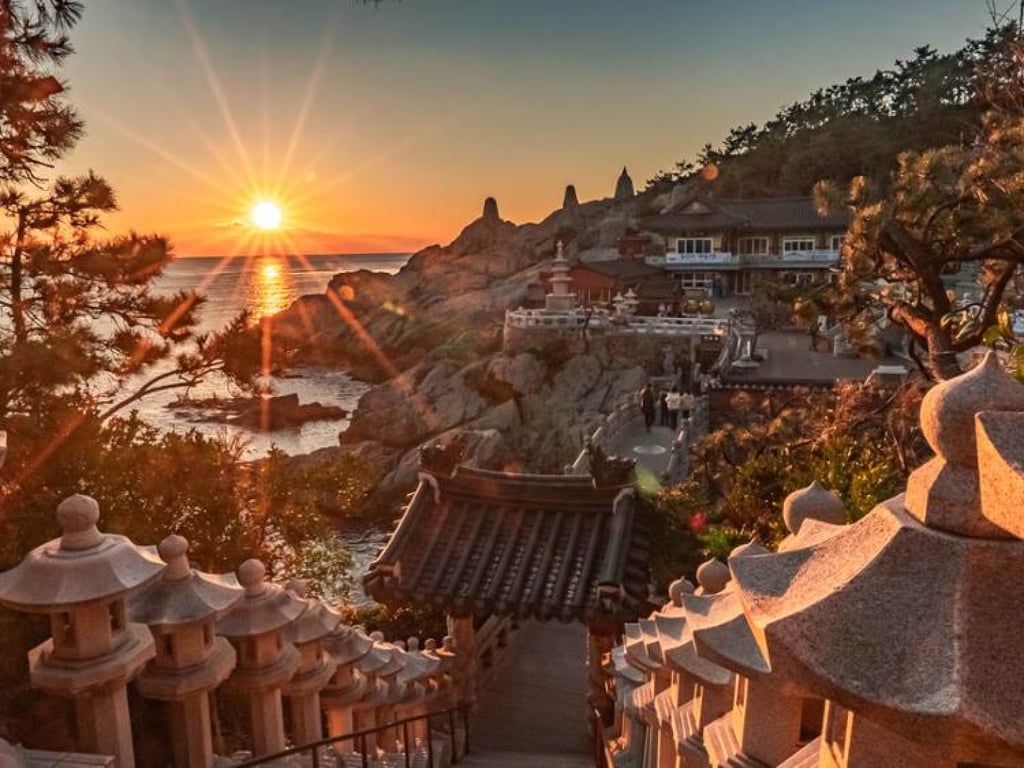 A sunrise view at Haedong Yonggung Temple in Busan. Photo: courtesy of Korea Tourism Organisation