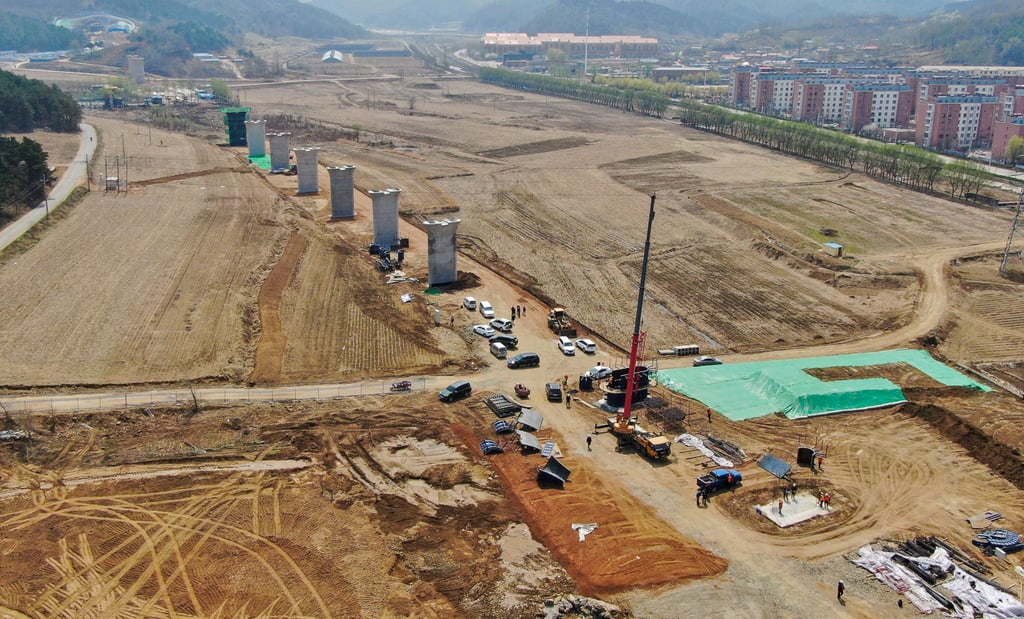 Aerial photo taken on April 20, 2022 shows the construction site of a high-speed railway linking Shenyang with the Changbai Mountains in northeast China’s Liaoning Province. Photo: Xinhua