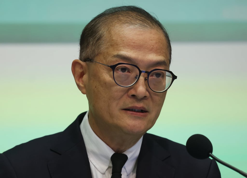 Secretary for Health Lo Chung-mau says the seasonal peak in flu and Covid-19 infections may stretch into March. Photo: Yik Yeung-man Secretary for Health Lo Chung-mau says the seasonal peak in flu and Covid-19 infections may stretch into March. Photo: Yik Yeung-man