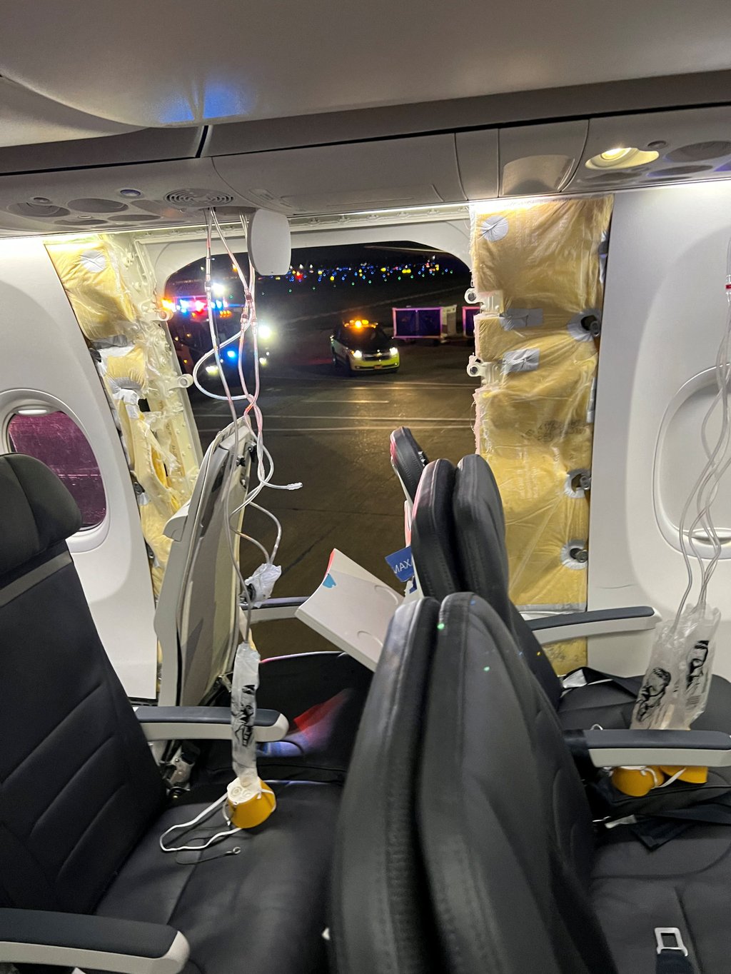 Passenger oxygen masks hang from the roof next to a missing window and a portion of a side wall of an Alaska Airlines Flight 1282, which had been bound for Ontario, California and suffered depressurisation soon after departing, in Portland, Oregon on Friday. Photo: Instagram/@strawberrvy via Reuters Passenger oxygen masks hang from the roof next to a missing window and a portion of a side wall of an Alaska Airlines Flight 1282, which had been bound for Ontario, California and suffered depressurisation soon after departing, in Portland, Oregon on Friday. Photo: Instagram/@strawberrvy via Reuters