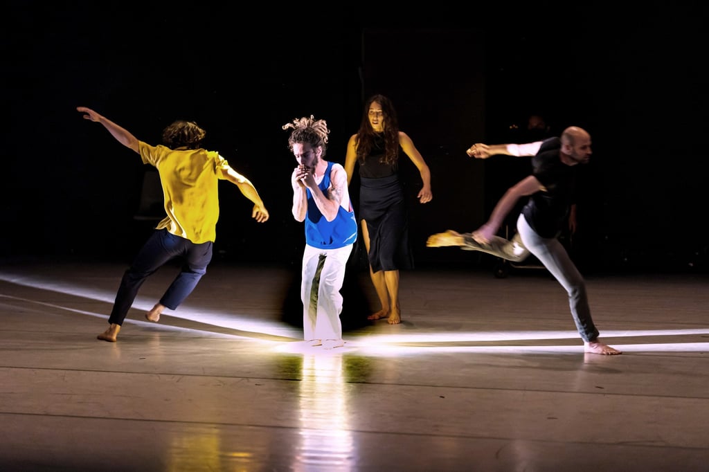 As a part of this edition of No Limits, “Shape On Us”, by Israeli contemporary dance company Vertigo Power of Balance, showcases the talents of eight dancers with varying physical abilities. Photo: Yoel Levy As a part of this edition of No Limits, “Shape On Us”, by Israeli contemporary dance company Vertigo Power of Balance, showcases the talents of eight dancers with varying physical abilities. Photo: Yoel Levy