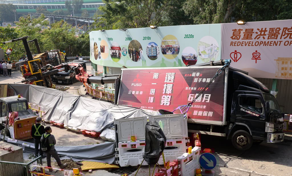 The incident at a construction site on Wong Chuk Hang Road in Aberdeen left four people injured. Photo: Jelly Tse