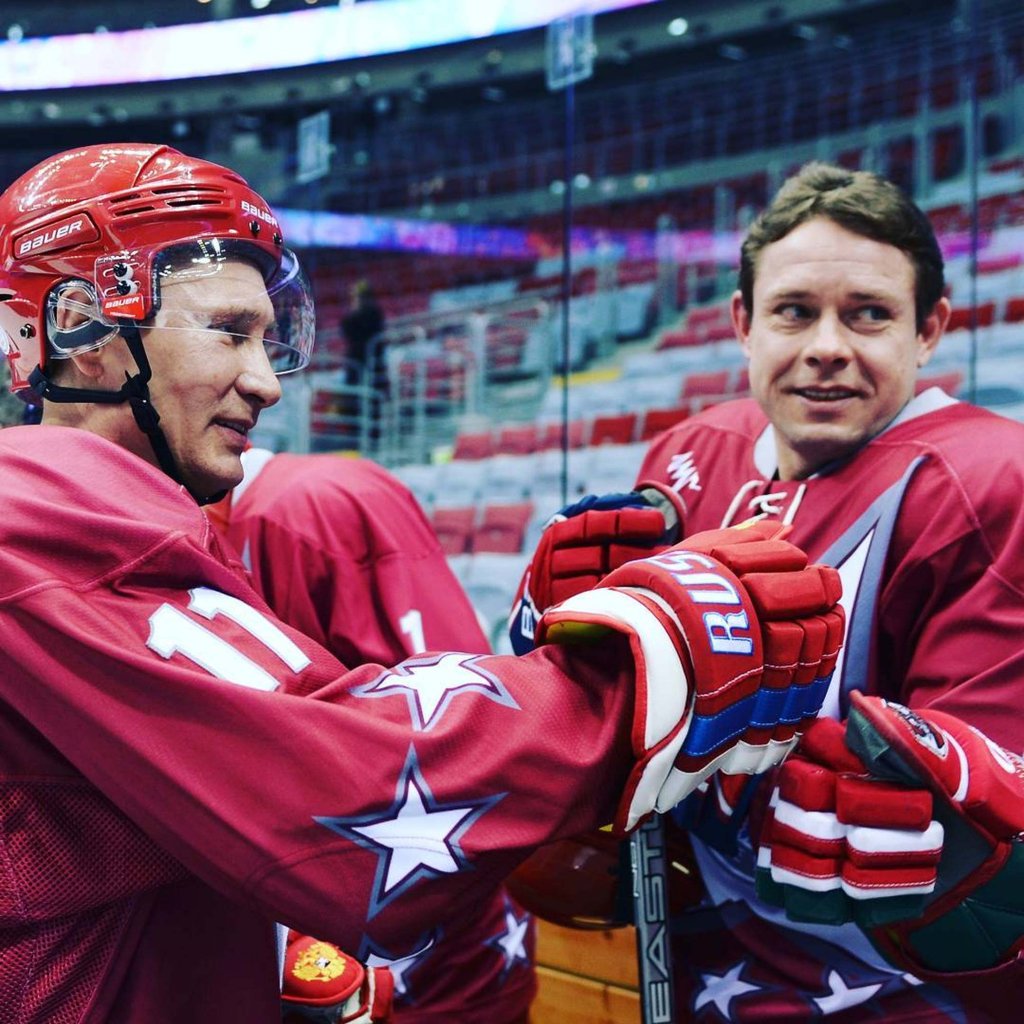 Pavel Bure with Russian President Vladimir Putin, at a friendly ice hockey match in Sochi, in 2014. Photo: @pavelbureofficial/Instagram Pavel Bure with Russian President Vladimir Putin, at a friendly ice hockey match in Sochi, in 2014. Photo: @pavelbureofficial/Instagram