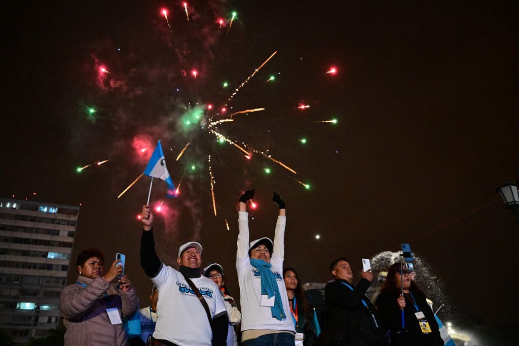 Supporters of Guatemala’s Bernardo Arévalo cheer as he is inaugurated as president. Photo: AFP Supporters of Guatemala’s Bernardo Arévalo cheer as he is inaugurated as president. Photo: AFP