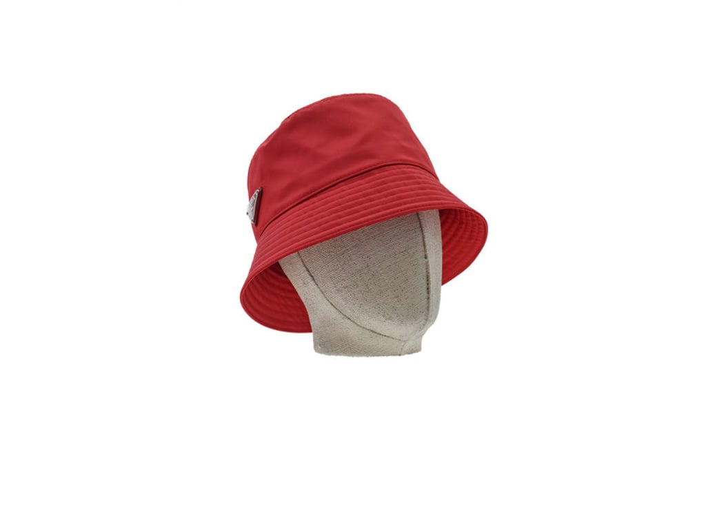 Re-Nylon bucket hat in red Re-Nylon bucket hat in red