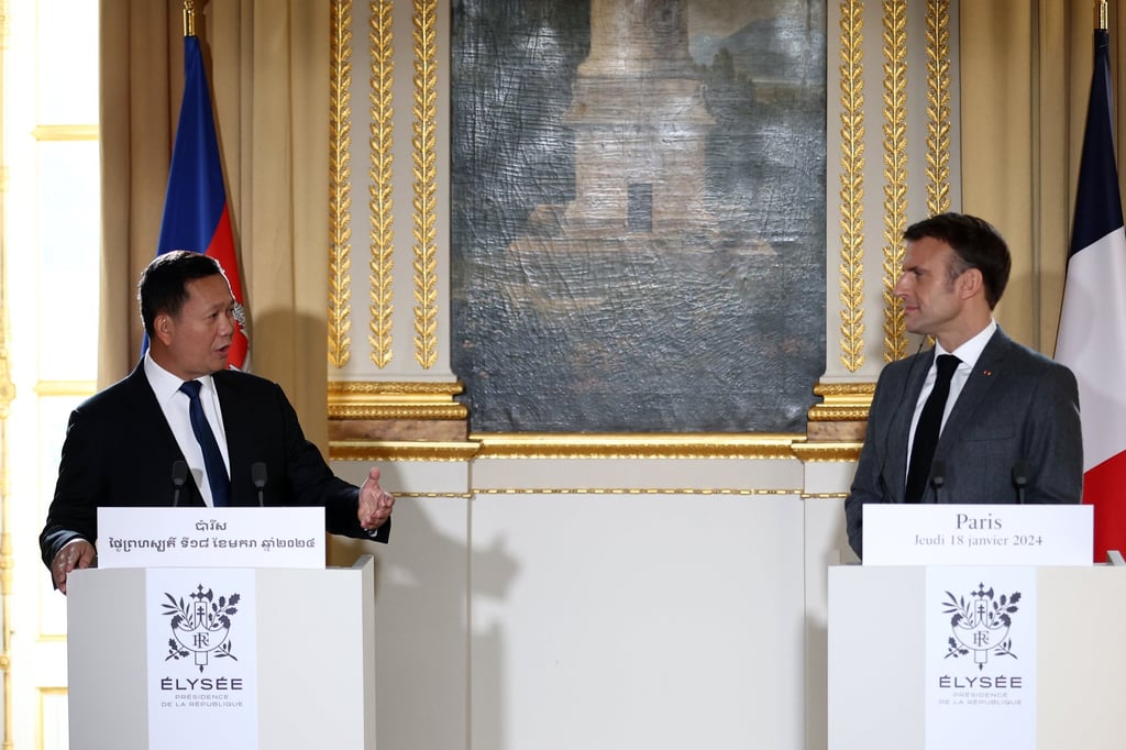 French President Emmanuel Macron (right) and Cambodian Prime Minister Hun Manet give a joint statement during their meeting at the Elysee Palace in Paris, France, on Thursday. Photo: EPA-EFE